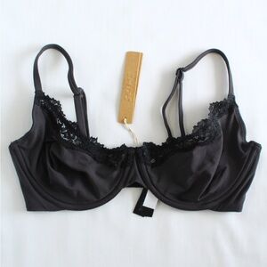 SKIMS Fits Everybody Lace Unlined Demi Bra